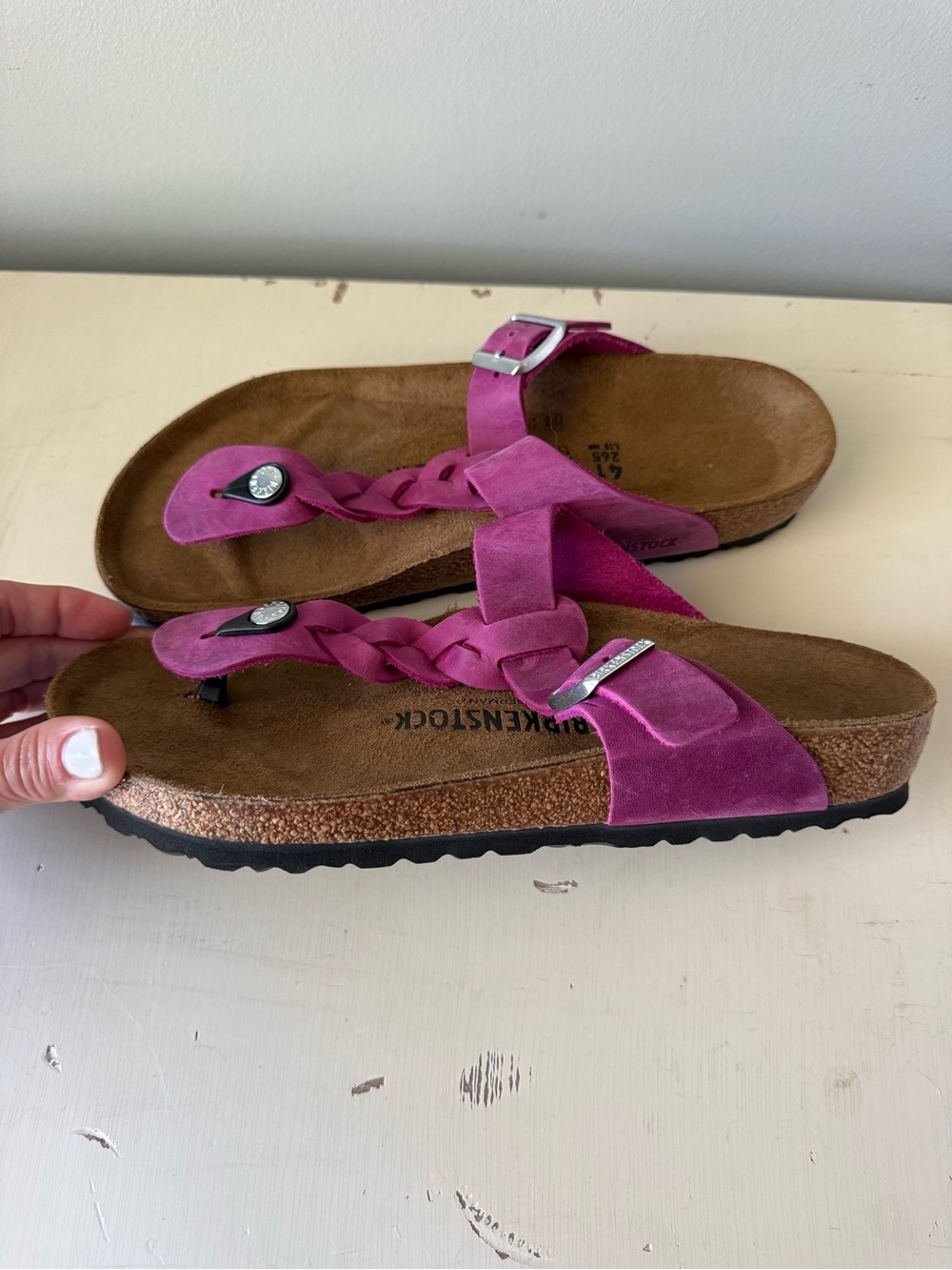 Birkenstock Gizeh braided sandals, festival fuchsia ā¢
Women's EU 41 - Picture 3 of 5